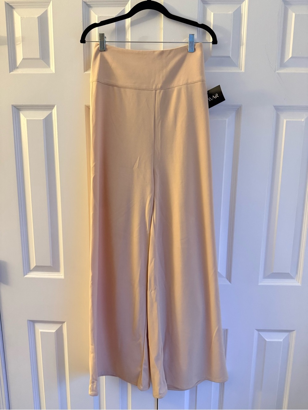 Elegant Wide-Leg High-Rise Pants in Light Beige